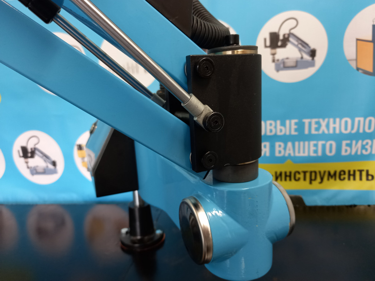 Электрический резьбонарезной манипулятор ETM м3-м24 Электрический резьбонарезной манипулятор ETM м3-м24